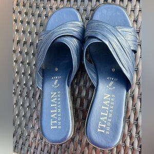 Italian Shoemakers wedge sandal in Navy. Size 6. Made in Italy.